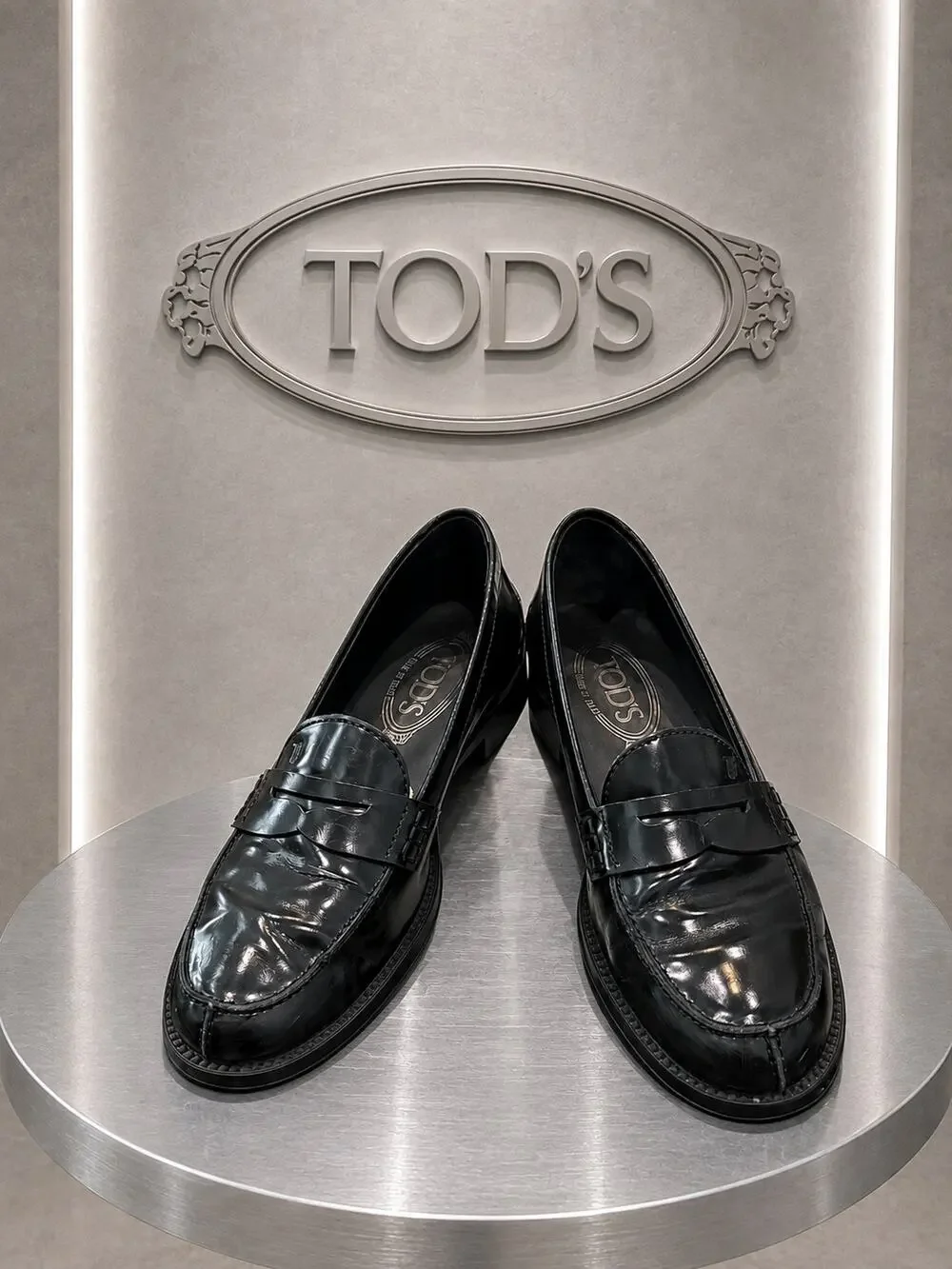 TOD’S Black Patent Leather Penny Loafer Block Heel Pumps EU 36 US 6